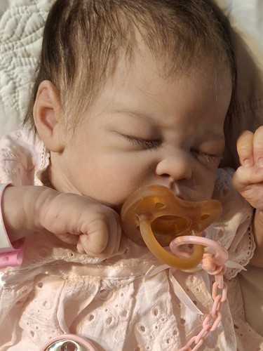 Rare baby quinlynn reborn doll - baby,